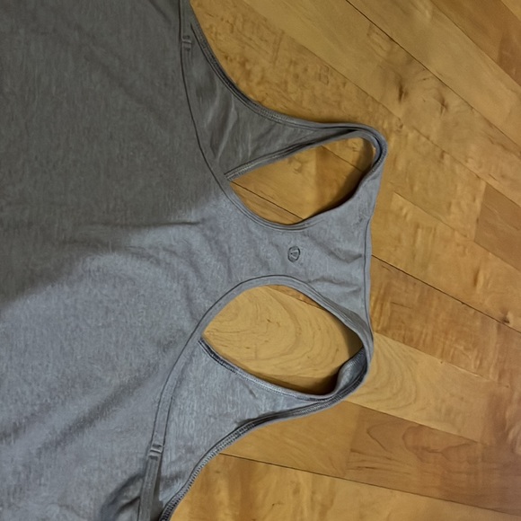 Lululemon razor back - Picture 2 of 2